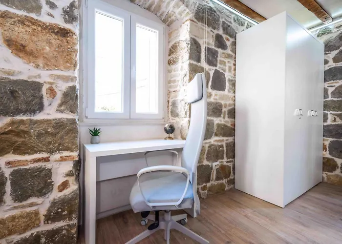 Apartment Old Town *